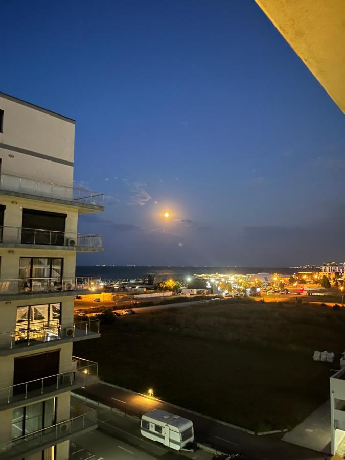 Luxury Studio 42 De Silva Mamaia Exteriér fotografie