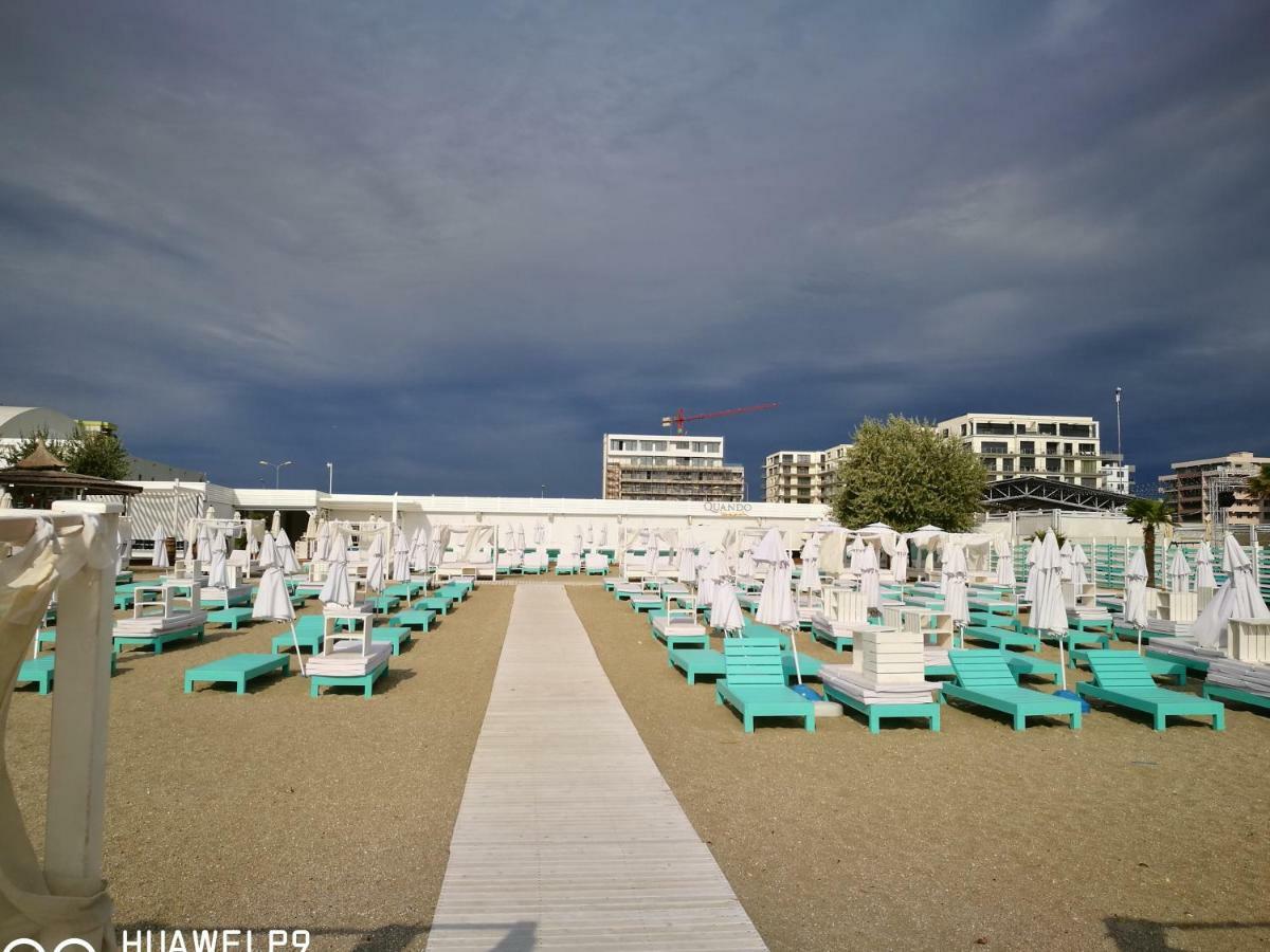 Luxury Studio 42 De Silva Mamaia Exteriér fotografie