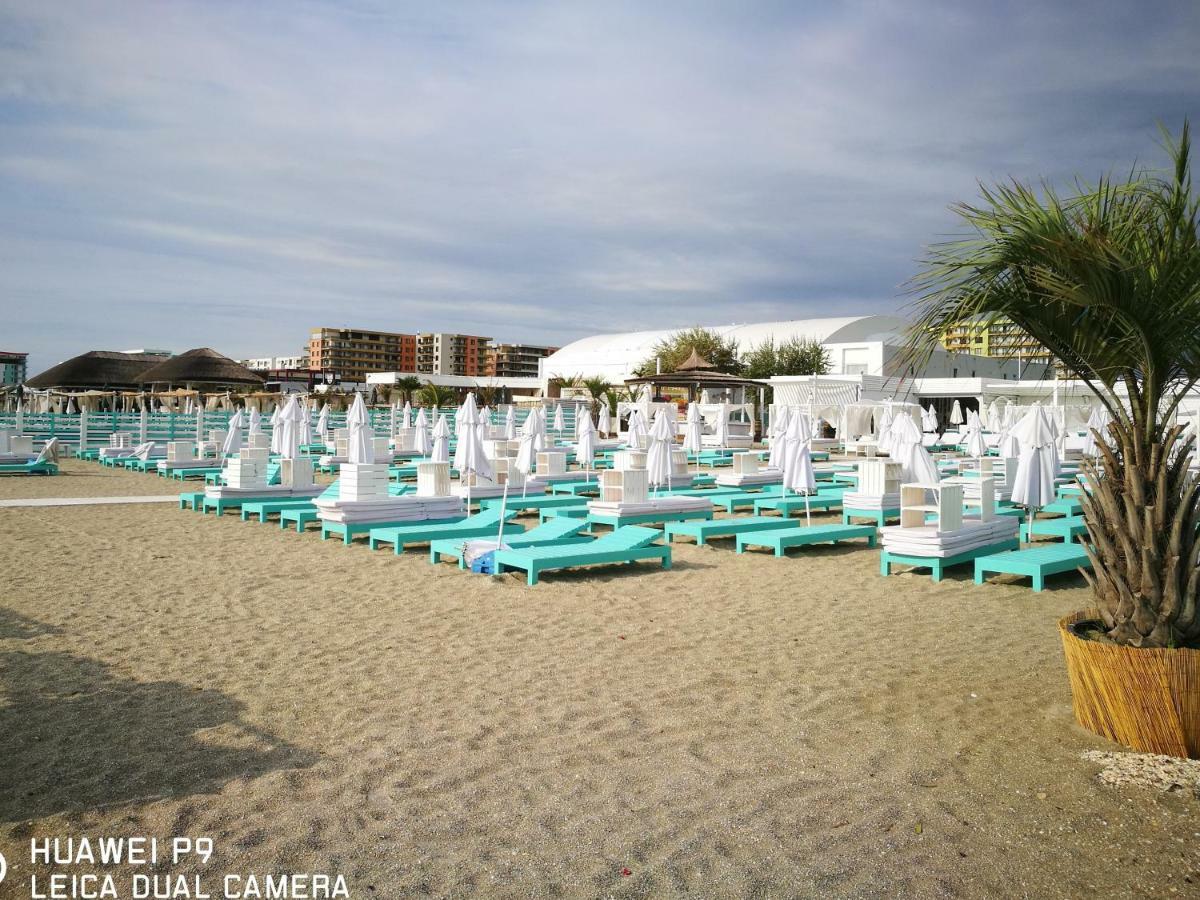 Luxury Studio 42 De Silva Mamaia Exteriér fotografie