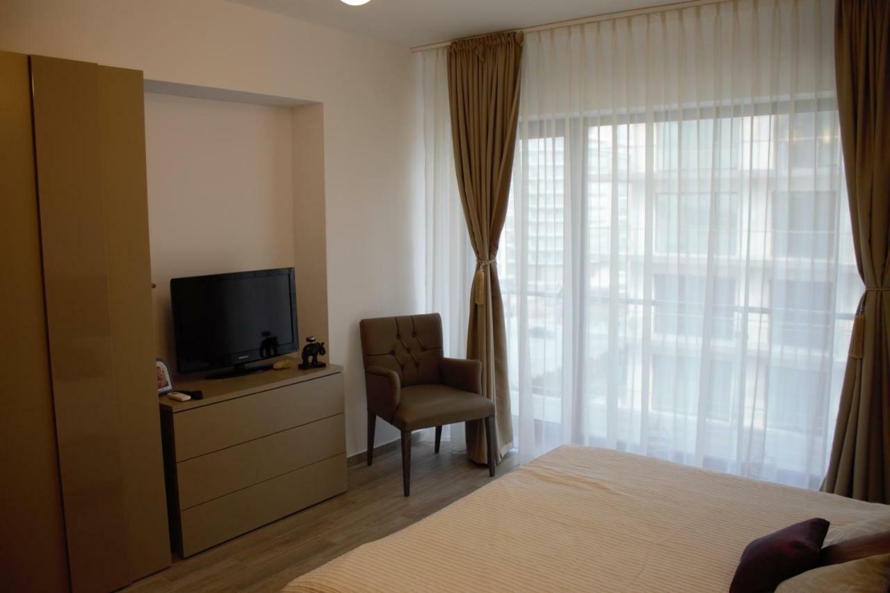 Luxury Studio 42 De Silva Mamaia Exteriér fotografie